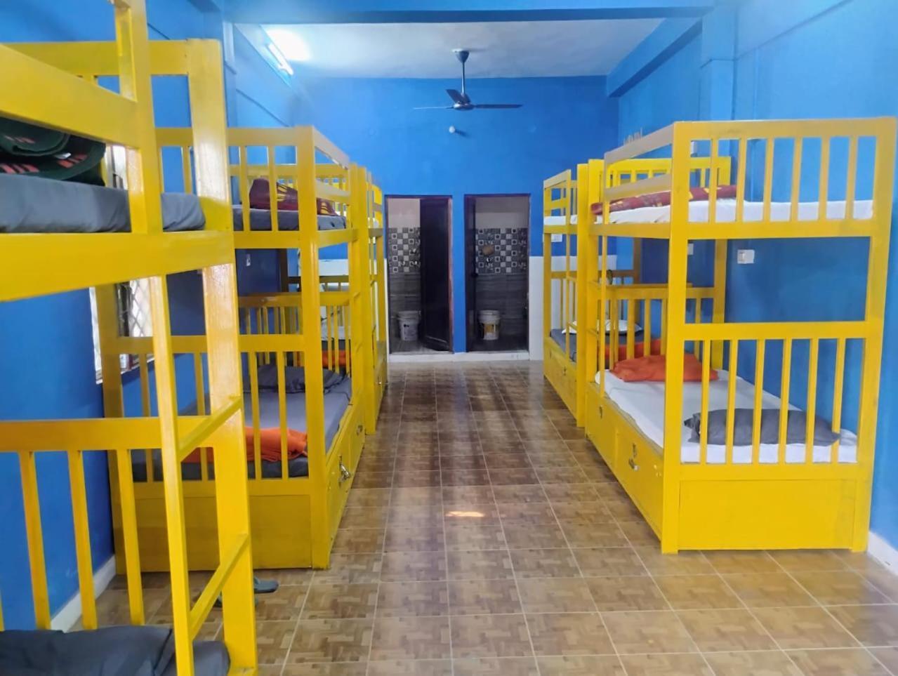 Tulsi Ganga Hostel Rishikesh Exterior photo
